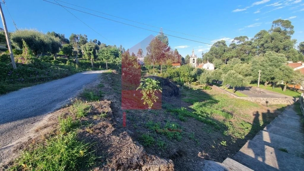 Terreno para Venda em Cervães Foto 5