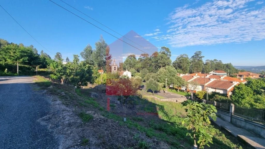 Terreno para Venda em Cervães Foto 3
