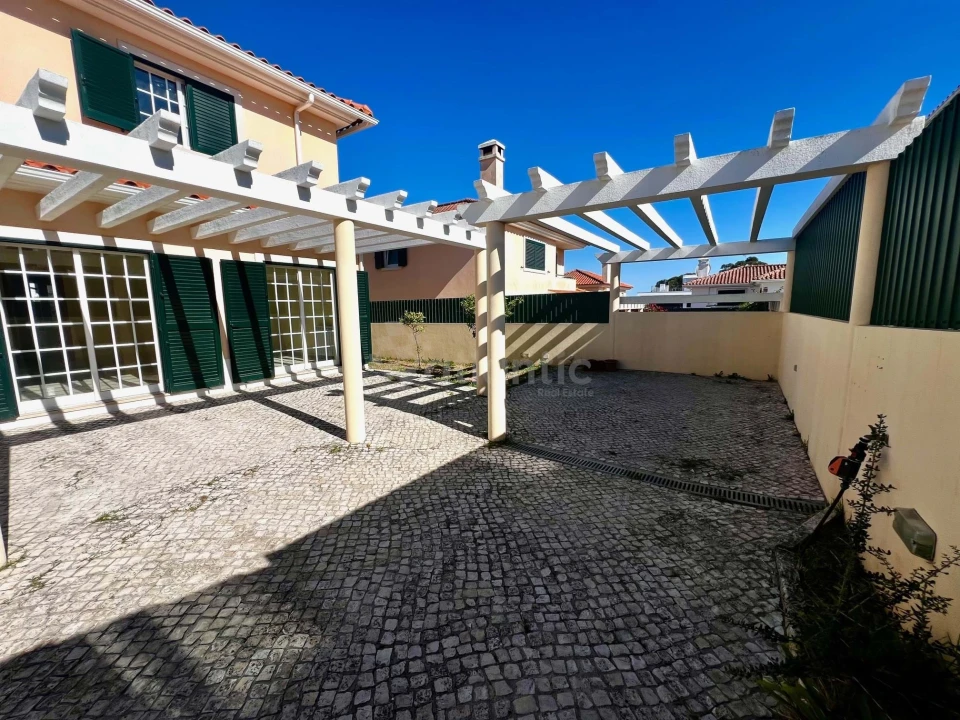 Moradia T3 para Arrendamento em Alcabideche Foto 42