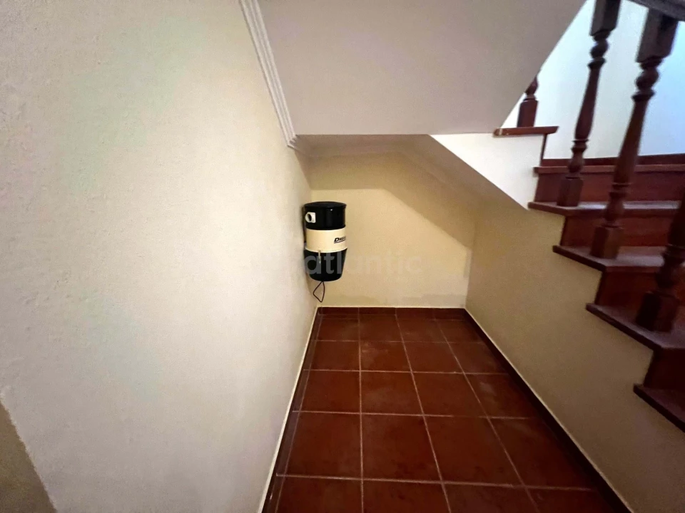 Moradia T3 para Arrendamento em Alcabideche Foto 34