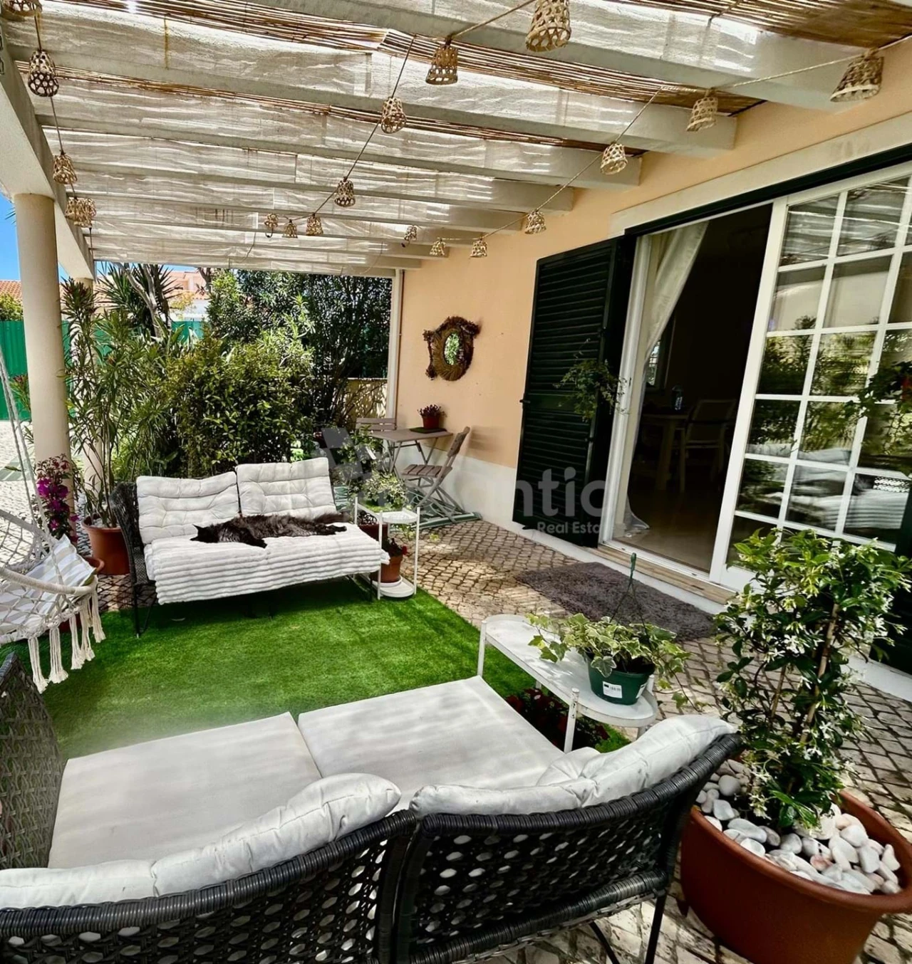 Moradia T3 para Arrendamento em Alcabideche Foto 50