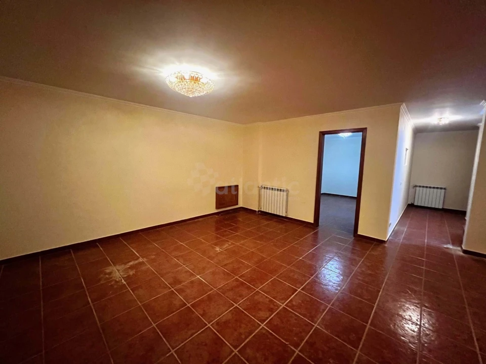 Moradia T3 para Arrendamento em Alcabideche Foto 32