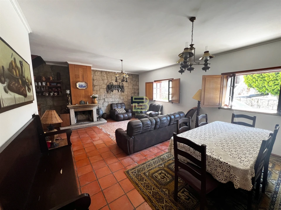 Moradia T3 para Venda em Santo Estêvão Foto 7