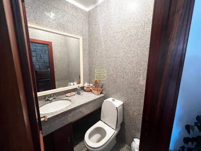 Moradia T3 para Venda em Santo Estêvão Foto 22