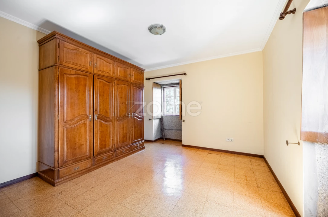 Quinta T3 para Venda em Cinfães Foto 18