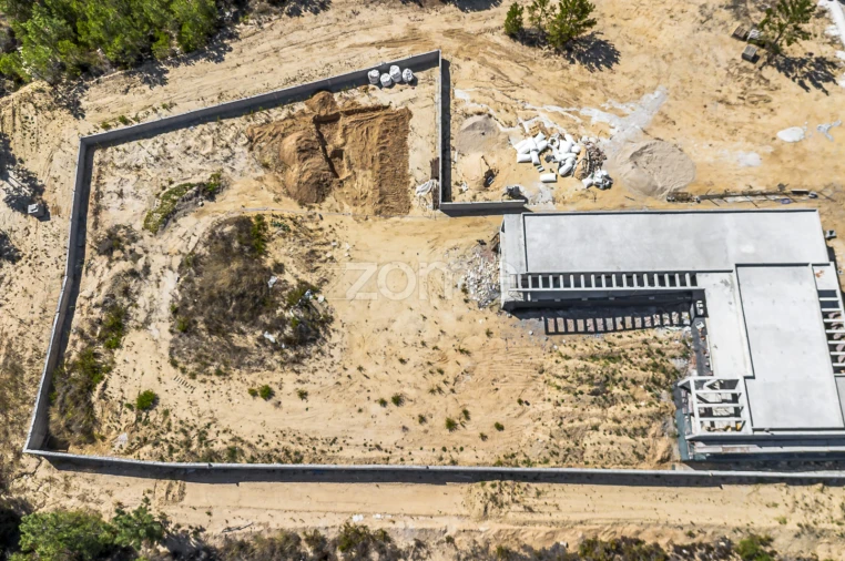 Moradia T4 para Venda em Azambuja Foto 16