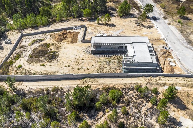 Moradia T4 para Venda em Azambuja Foto 17