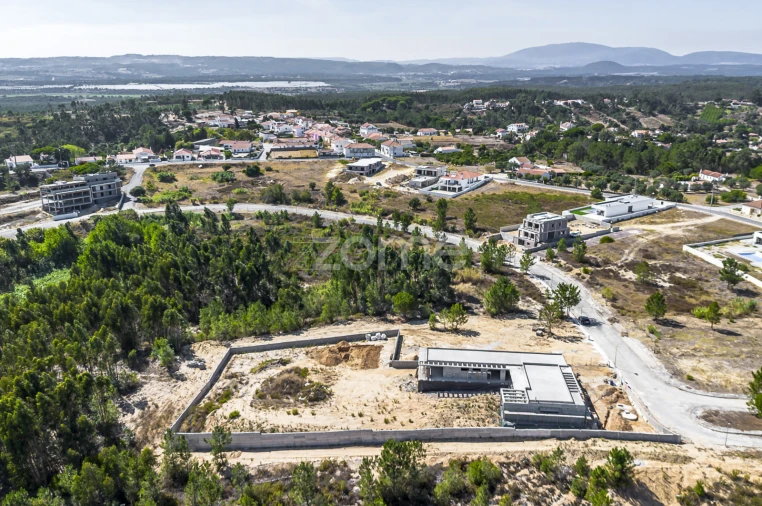 Moradia T4 para Venda em Azambuja Foto 20