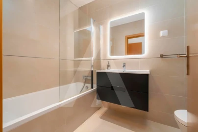 Apartamento T3 para Venda em Santa Barbara de Nexe
