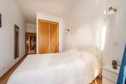 Apartamento T3 para Venda em Santa Barbara de Nexe