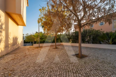 Apartamento T3 para Venda em Santa Barbara de Nexe