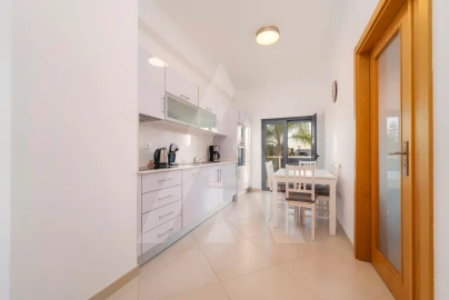 Apartamento T3 para Venda em Santa Barbara de Nexe