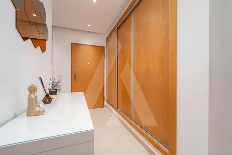 Apartamento T3 para Venda em Santa Barbara de Nexe Foto 11