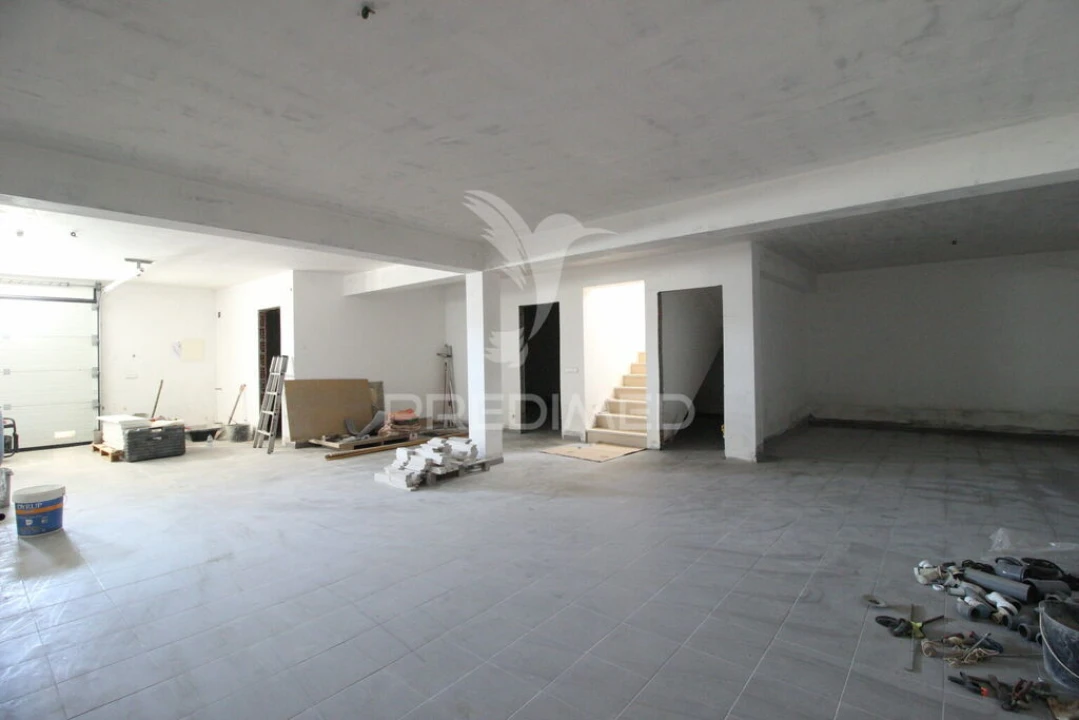 Moradia T5 para Venda em Freixianda, Ribeira do Fárrio e Formigais Foto 15