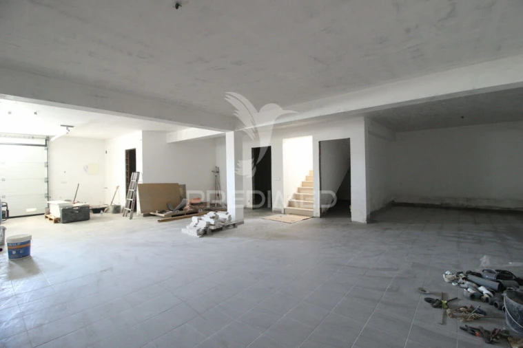 Moradia T5 para Venda em Freixianda, Ribeira do Fárrio e Formigais Foto 15