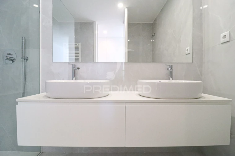 Apartamento T2 para Venda em Canidelo Foto 9