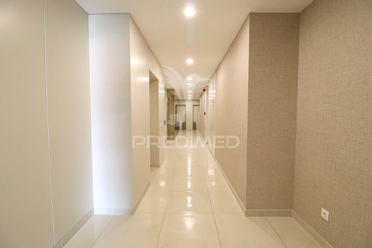 Apartamento T2 para Venda em Canidelo Foto 4