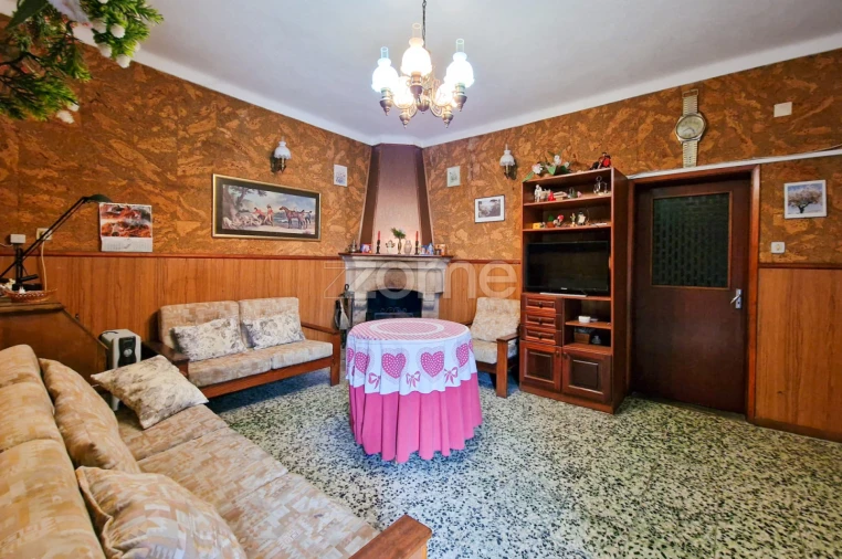 Moradia T10 para Venda em Vila Nova de Foz Côa Foto 17