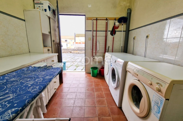 Moradia T10 para Venda em Vila Nova de Foz Côa Foto 32