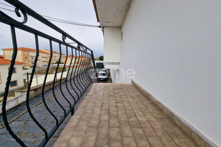 Moradia T10 para Venda em Vila Nova de Foz Côa Foto 56