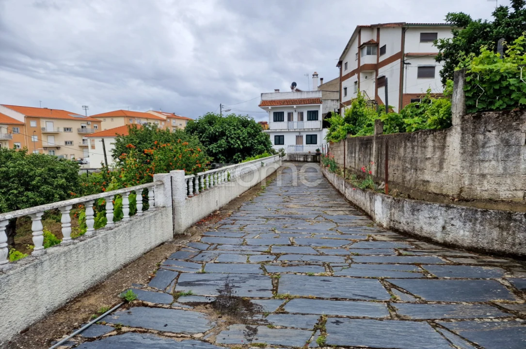 Moradia T10 para Venda em Vila Nova de Foz Côa Foto 5