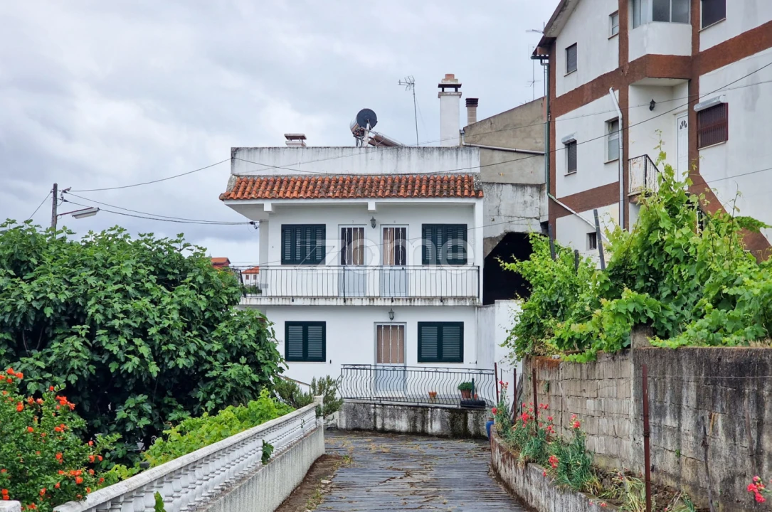 Moradia T10 para Venda em Vila Nova de Foz Côa Foto 2