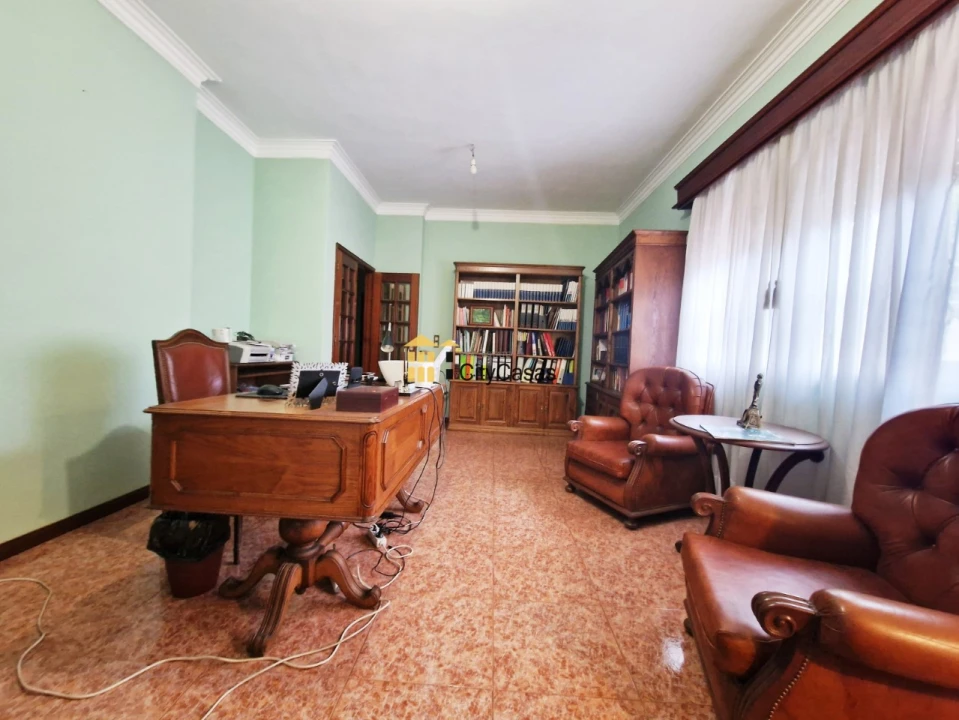 Moradia T12 para Venda em São Mamede de Infesta e Senhora da Hora Foto 45