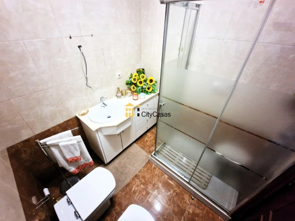 Moradia T12 para Venda em São Mamede de Infesta e Senhora da Hora Foto 23