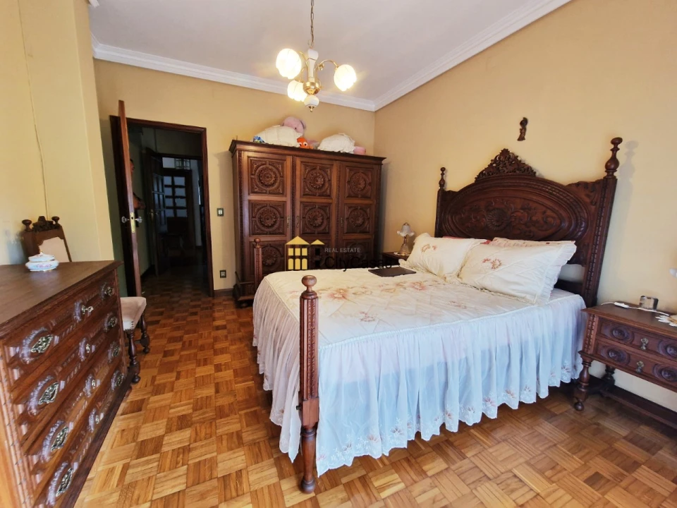 Moradia T12 para Venda em São Mamede de Infesta e Senhora da Hora Foto 30