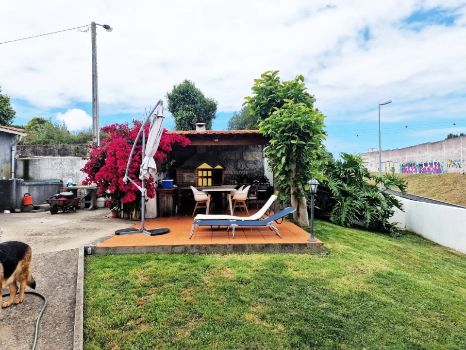 Moradia T12 para Venda em São Mamede de Infesta e Senhora da Hora Foto 50