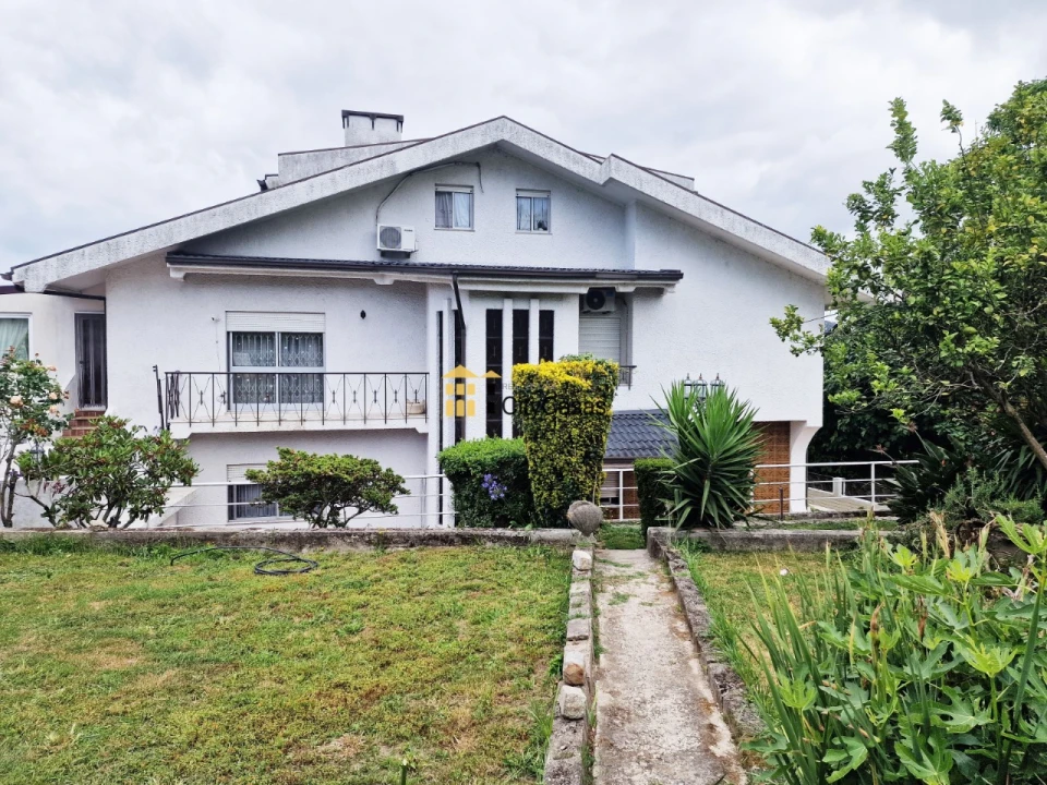 Moradia T12 para Venda em São Mamede de Infesta e Senhora da Hora Foto 59