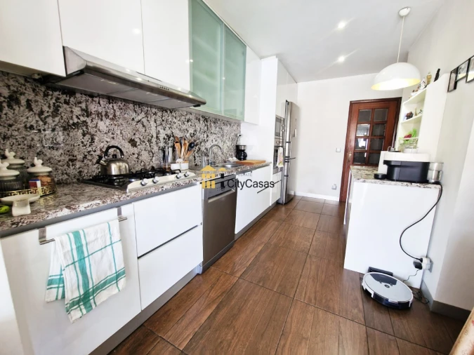 Moradia T12 para Venda em São Mamede de Infesta e Senhora da Hora Foto 11