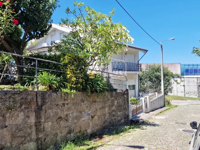 Moradia T12 para Venda em São Mamede de Infesta e Senhora da Hora Foto 72