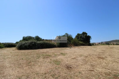 Terreno para Venda em Lagos (São Sebastião e Santa Maria)