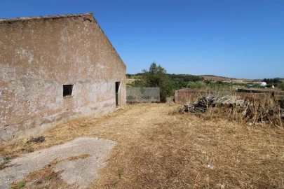 Terreno para Venda em Lagos (São Sebastião e Santa Maria)