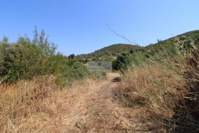 Terreno para Venda em Lagos (São Sebastião e Santa Maria)