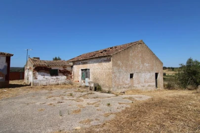 Terreno para Venda em Lagos (São Sebastião e Santa Maria)