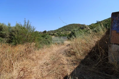 Terreno para Venda em Lagos (São Sebastião e Santa Maria)