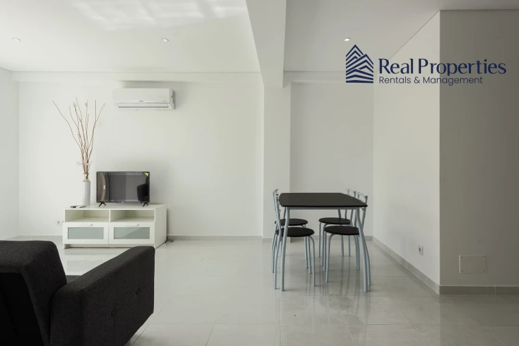 Apartamento T2 para Venda em Quarteira Foto 17