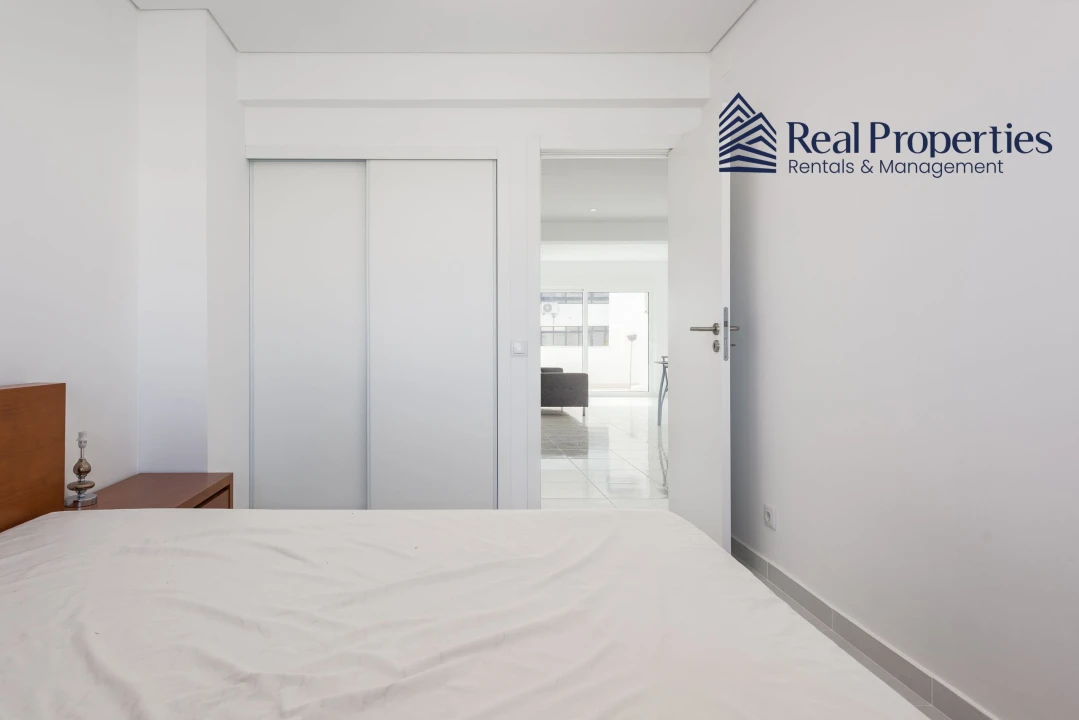 Apartamento T2 para Venda em Quarteira Foto 15
