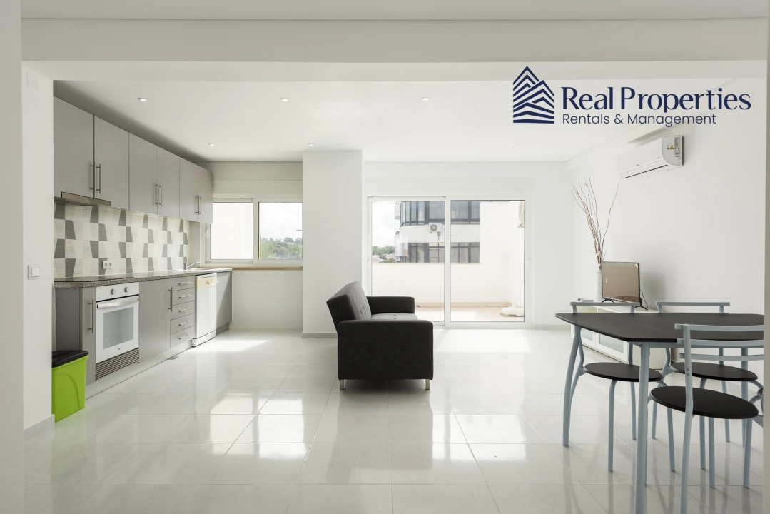 Apartamento T2 para Venda em Quarteira Foto 1
