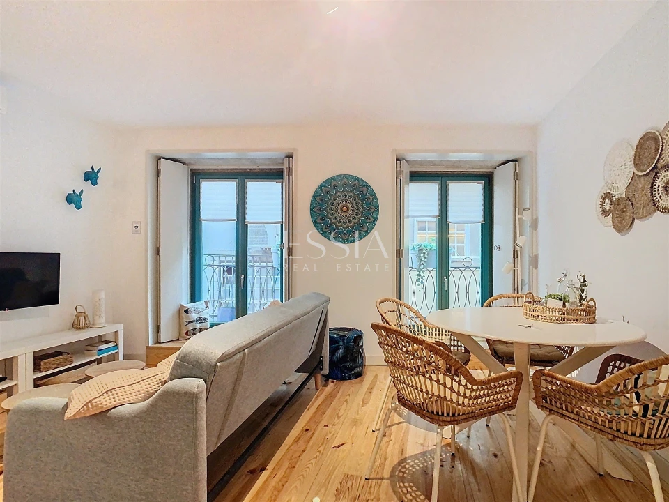 Apartamento T1 para Venda em Lordelo do Ouro e Massarelos Foto 1