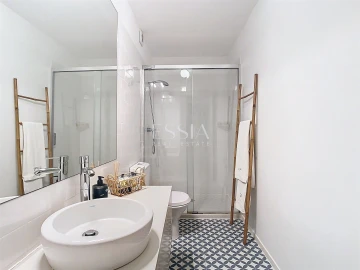 Apartamento T1 para Venda em Lordelo do Ouro e Massarelos