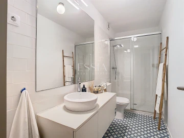 Apartamento T1 para Venda em Lordelo do Ouro e Massarelos