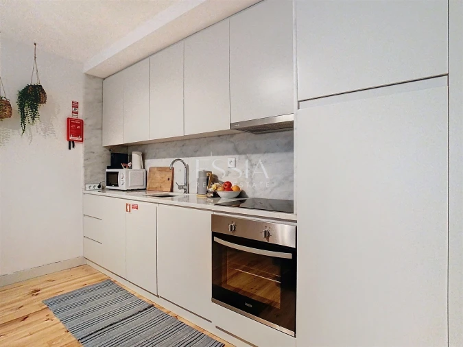 Apartamento T1 para Venda em Lordelo do Ouro e Massarelos Foto 13
