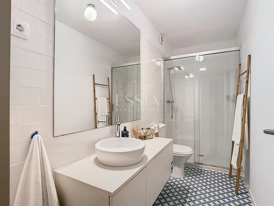 Apartamento T1 para Venda em Lordelo do Ouro e Massarelos Foto 24