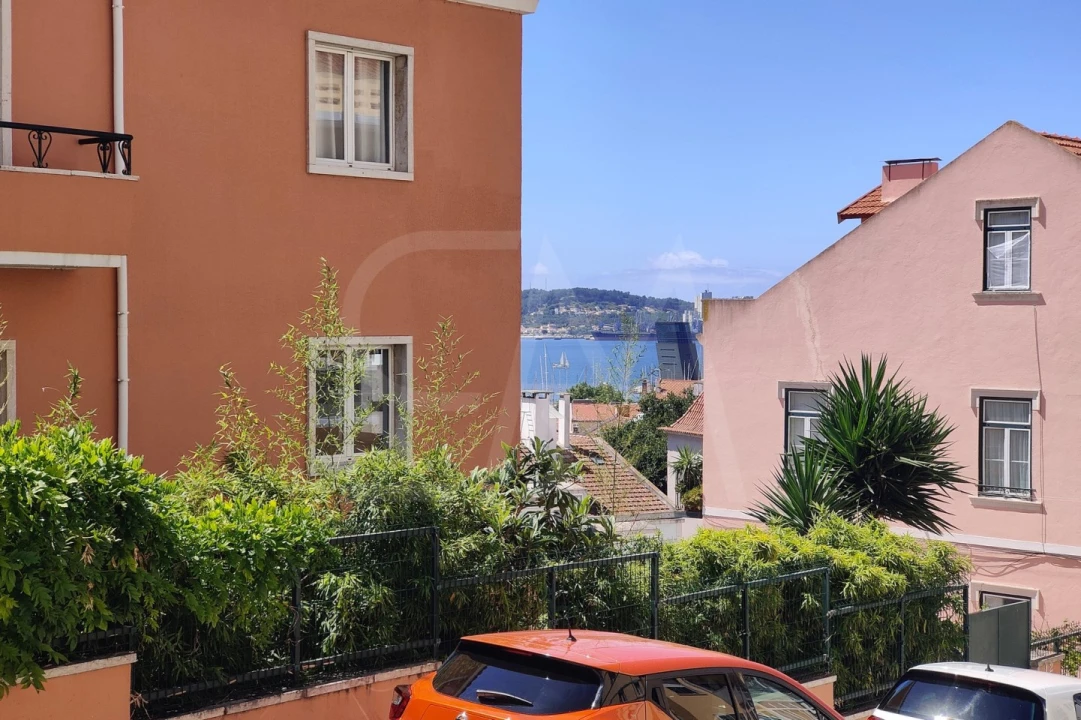 Moradia T4 para Venda em Algés, Linda-A-Velha e Cruz Quebrada-Dafundo Foto 35