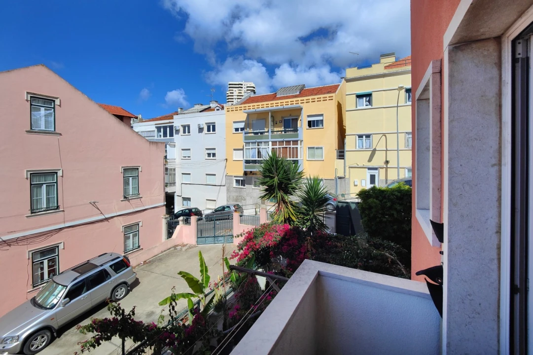 Moradia T4 para Venda em Algés, Linda-A-Velha e Cruz Quebrada-Dafundo Foto 30