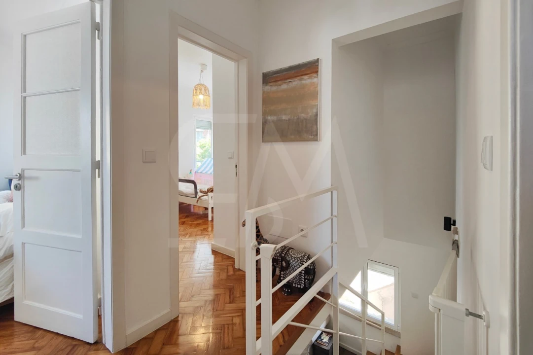 Moradia T4 para Venda em Algés, Linda-A-Velha e Cruz Quebrada-Dafundo Foto 14