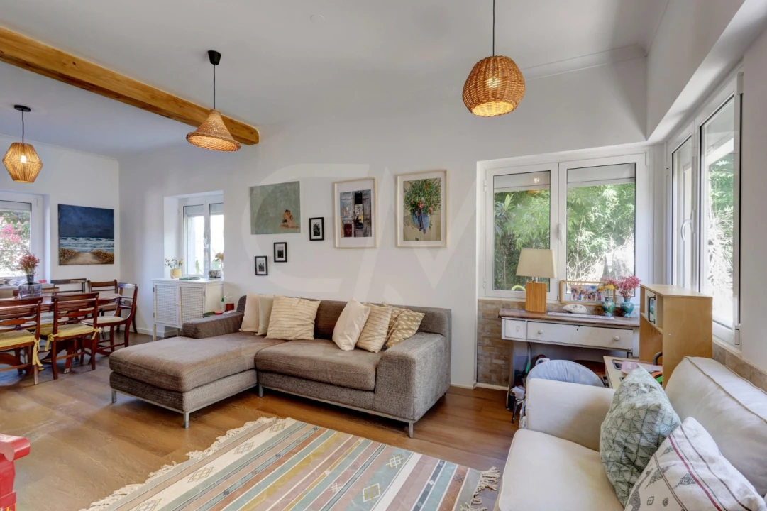 Moradia T4 para Venda em Algés, Linda-A-Velha e Cruz Quebrada-Dafundo Foto 5